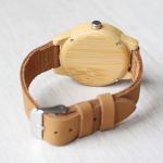 Drewniany damski zegarek SHINY BAMBOO - 