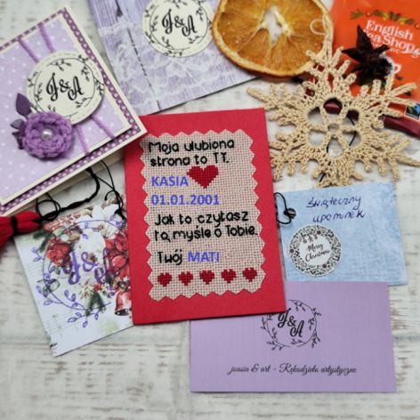  Personalizowana haftowana zakładka do książki dla niej.