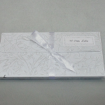 W Dniu Ślubu ze srebrem  + ozdobne pudełko - Tak wygląda pudełko