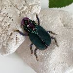 Broszka Żuk, biżuteria autorska - 