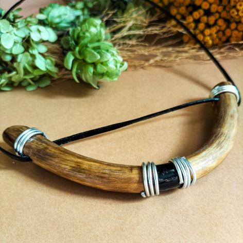 Wisior z drewna - handmade