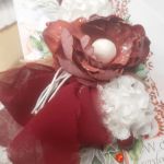 Kartka z czerwonym kwiatem - Zblizenie