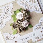 Kartka W DNIU ŚLUBU ażurowa #1 - Beżowo-biała kartka na ślub z różami