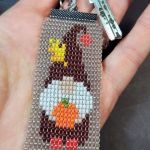 Skrzat Krasnal z dyną ciemny - Brelok zawieszka do kluczy torebki - Skrzat Krasnal z dyną ciemny - Brelok zawieszka do kluczy torebki