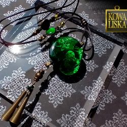 Księżyc nad Świtezią - długi, "magiczny" wisior z żywicy
