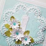Kartka PAMIĄTKA CHRZTU ze świecą #18 - Pamiątka Chrztu Świętego z białymi kwiatuszkami