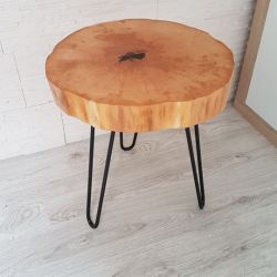 Stolik kawowy drewniany olcha żywica