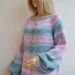 Pastelowe barwy sweter z bufiastymi rękawami - kardigan