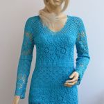 Szydełkowy ażurowy sweterek - niebieski