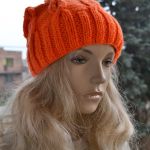 Pomarańczowa  czapka krasnal - ciepło w głowę
