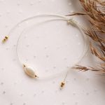 Bransoletka na kremowym sznureczku z perłą - Minimalistyczna bransoletka na nadgarstek