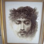 Jezus - obraz haftowany - zbliżenie  boczne
