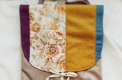 Beżowy plecak patchworkowa klapa