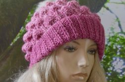 Czapka bąblowa w kolorze ciemny różowy