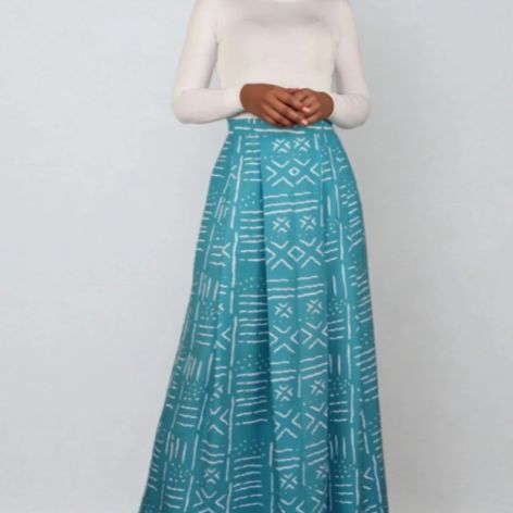 Spódnica maxi z ozdobnymi kontrafałdami