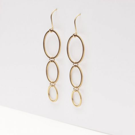 KOLCZYKI RHEA W ZŁOTYM KOLORZE.