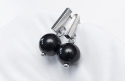 Klasyczne kolczyki z Black Stone