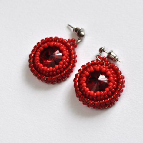 Kolczyki czerwone