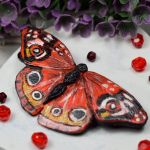 Duża broszka czerwony motyl - czerwona broszka motyl