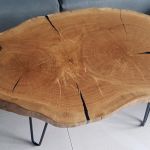Stolik dębowy z żywicą - 