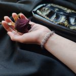 Elegancka gotycka bransoletka męska damska - Romantyczna elegancja
