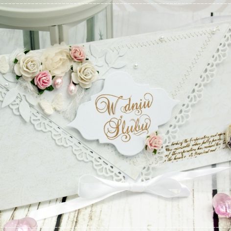Kopertówka z okazji ślubu-delikatność kwiatów