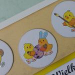 Kartka wielkanocna z kurczaczkami (3) - Ozdobne żetony z uroczymi kurczaczkami