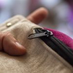 Nerka welurowa beżowo-różowa – ręcznie szyta | Unikat z małej łódzkiej pracowni - 