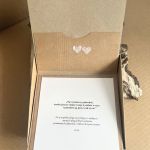 039,kartka na ślub z brzozowymi serduszkami w pudełku z torebką - 039,kartka na ślub z brzozowymi serduszkami w pudełku z torebką