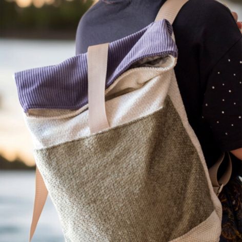 Składany plecak kurierski ecru+fiolet I