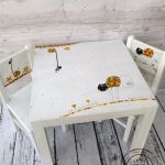 mebelki do pokoju dziecięcego malowane - krzesełko i stolik dziecięce