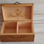 Pudełko na herbatkę - Wnętrze drewnianej herbaciarki