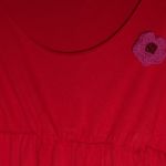 Różowy kwiatuszek - Kwiatuszek na sukience