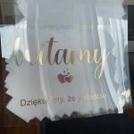 KOMPLET TABLIC WESELNYCH PLEXI BIAŁE TŁO ZŁOTE LITERY - plexi tablica powitalna ślub