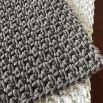 Bieżnik ręcznie robiony,obrus na stół mech ,35x60cm 5mm. - 