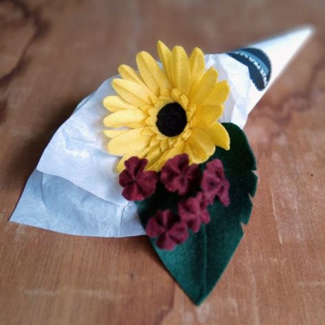 Gerbera - kwiat z filcu - żółty
