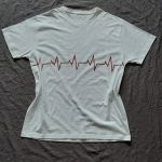 Koszulka ręcznie malowana bicie serca unisex - unikat