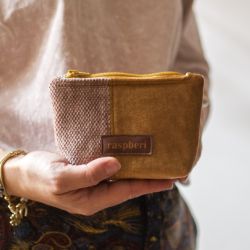 Różowo-miodowe etui na klucze