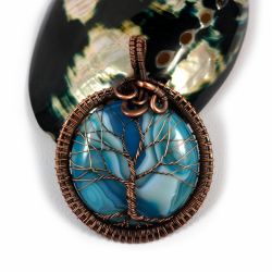 Miedziany amulet drzewko szczęścia z agatem