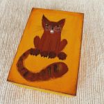 Pudełko malowane śr. - Kot w pomarańczowym - kot kasztanowy w żółtym pomarańczowym