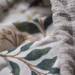 Jasna duża torebka z kominem patchwork - 