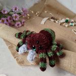 Duży pajączek, Pająk pluszowy, Przytulanka dla dziecka, Maskotka na prezent - 