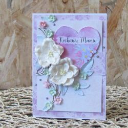 Kochanej Mamie - kartka z sercem
