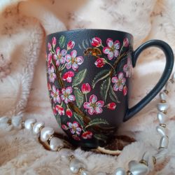 Ręcznie malowana kwitnąca jabłoń kubek 400 ml