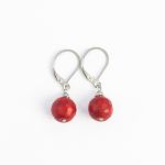 Kolczyki howlit czerwony fasetowany 10mm, stal chirurgiczna - Kolczyki howlit czerwony fasetowany 10mm, stal chirurgiczna