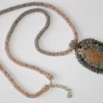 wisior beaded embroidery melanż - 