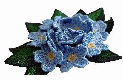 Broszka w niebieskie kwiaty