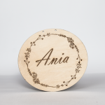 Tabliczki imienne w wianuszku - Drewniana tabliczka wzór Ania