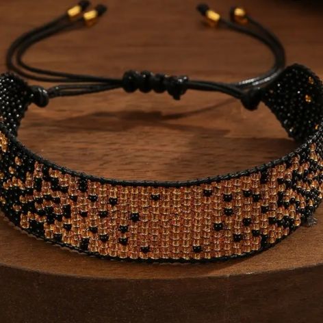 Bransoletka BOHO pleciona z koralików  złota czarna