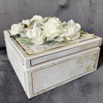 Eleganckie pudełko ślubne - Widok z boku